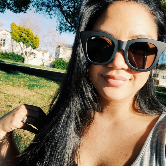 Meet your Posher, Stephanie - Picture 1 of 1